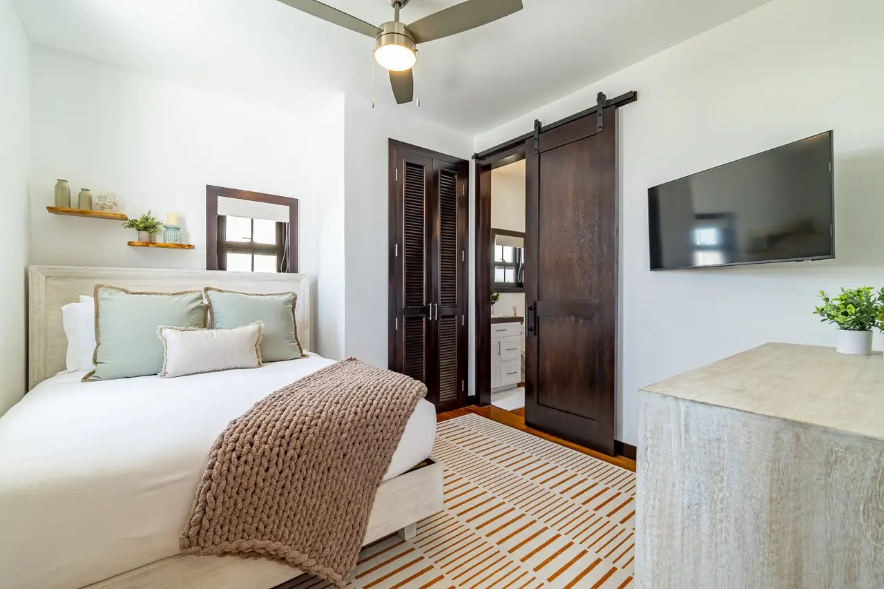 How to Build Your Dream Island Home in Belize
