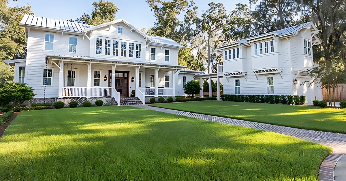 Southern Colonial Homes - House Plan Old Oyster Retreat (153158) front view