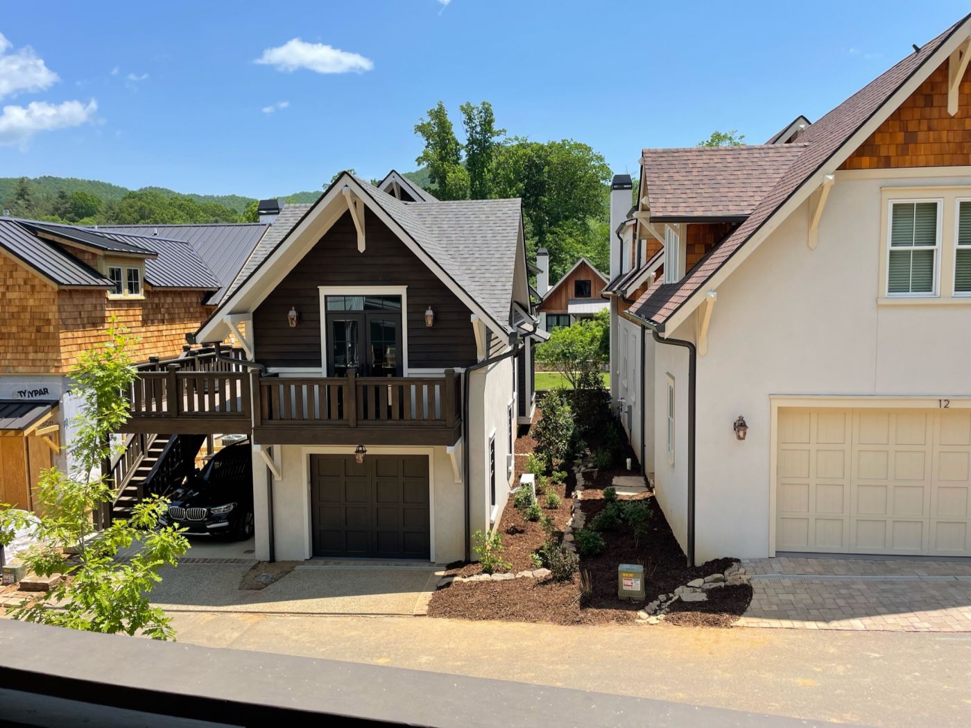 19406C-carriage-house