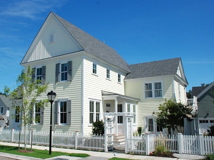 17-the-seaside-cottage
