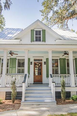 823A3319 (1)