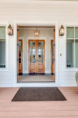 Front_of_House_5