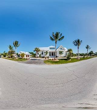 Front_of_House_Panorama