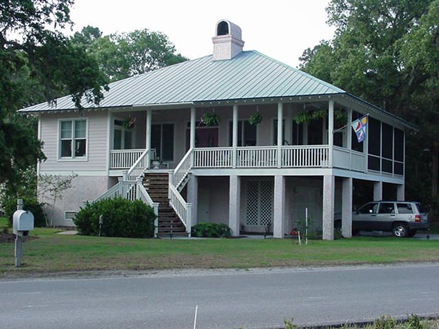 053142-MVC-835S