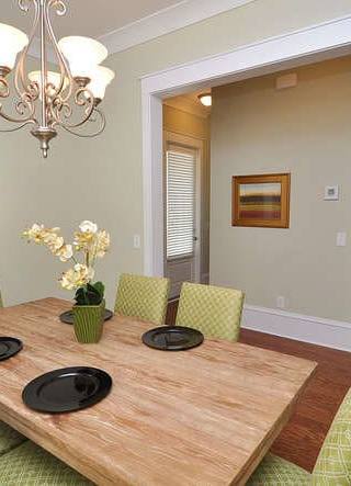 photo-2014647-Dining-Room