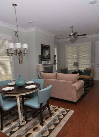 photo-2014365-Great-Room