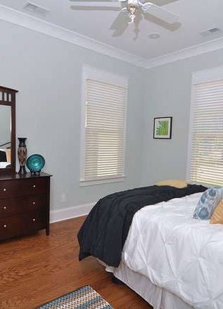 photo-2014357-Master-Bedroom