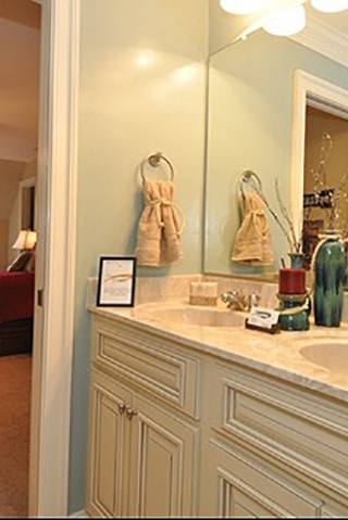 25sharedbath2