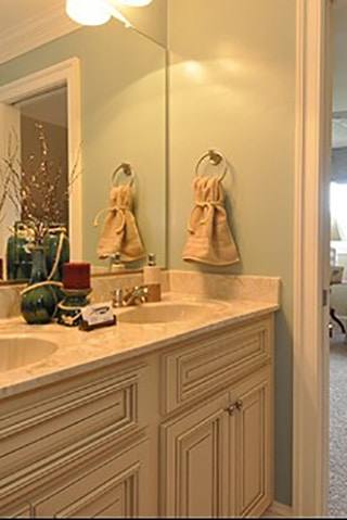 26sharedbath1