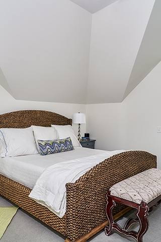 Guest-Bedroom-2-HQ