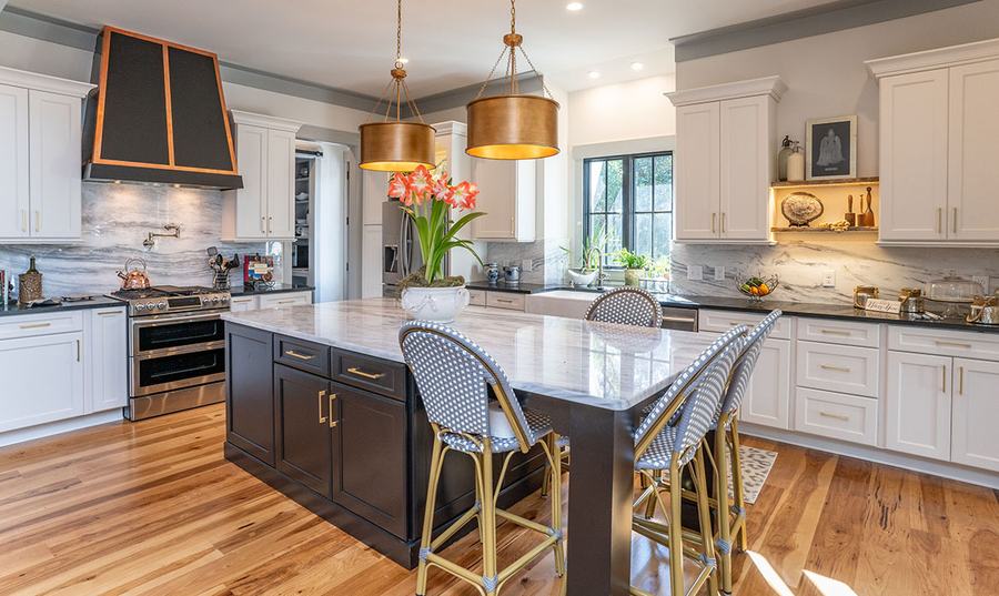 Designing a Kitchen and Dining Room Perfect for Holiday Hosting